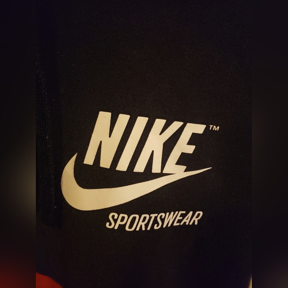 Mens Nike Hoodie - Picture 2 of 4